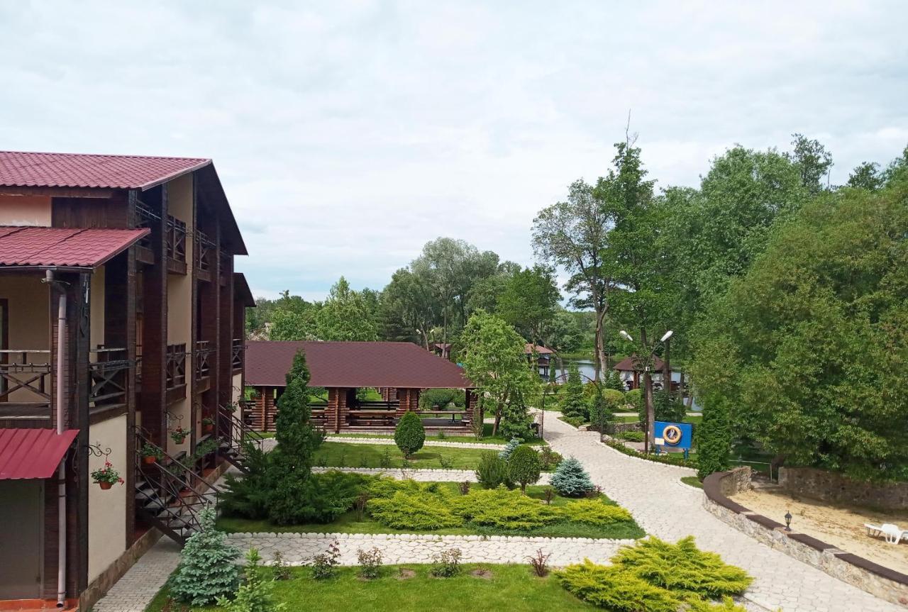 Котедж-Парк Славна Okhtyrka Bagian luar foto